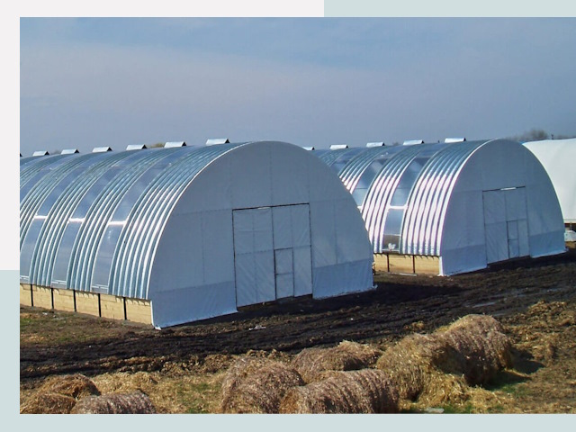 Сельскохозяйственные здания в Лениногорске