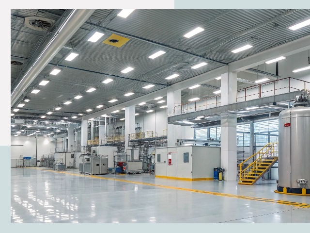 Освещение ангаров в Лениногорске от 619 руб. - Эффективные решения