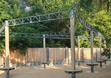 Терраса из металлоконструкций под ключ, проектирование, изготовление и монтаж от СтальСтрой-Лнр